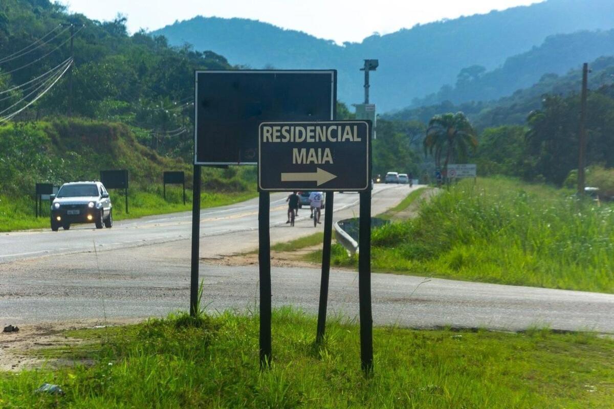 Holiday home Casas A 800mt Da Maranduba Em *