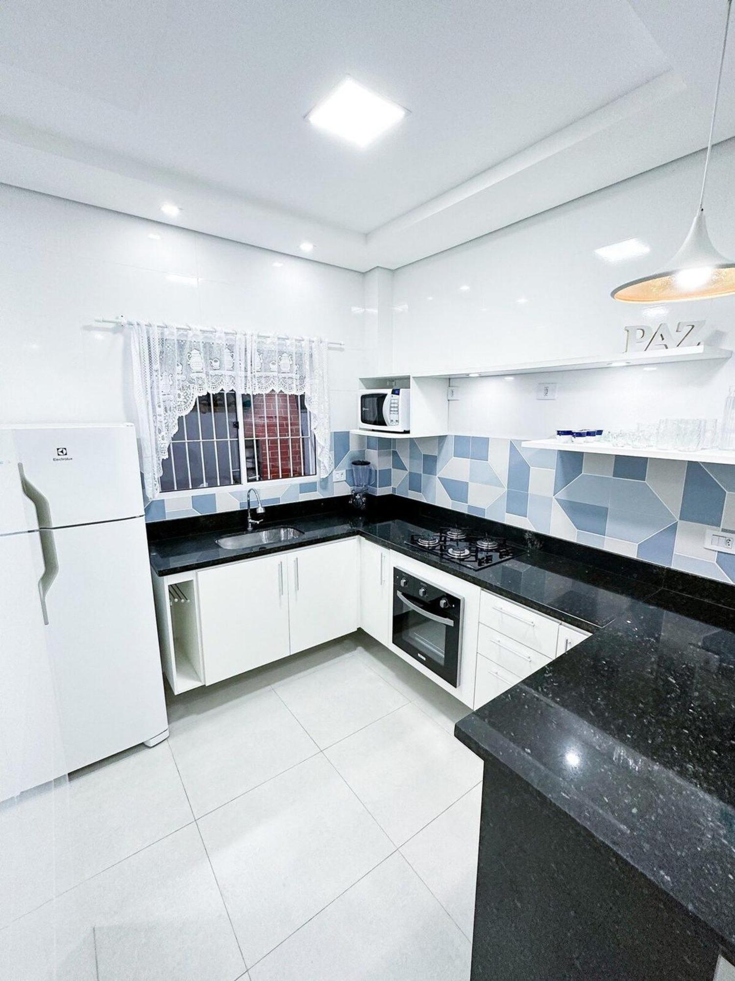 Holiday home Casas A 800mt Da Maranduba Em *